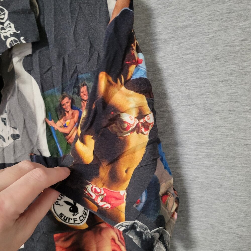 Men's Playboy Surf Club x PACSUN Pinup Girl Graphic Button Down Shirt size Small - Picture 7 of 11